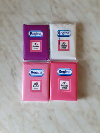 Gadget Regina 2026 Cappellini Borsa Fazzoletti