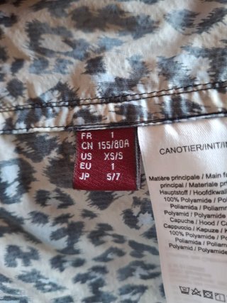 Chubasquero Comptoirs des Cotonniers estampado