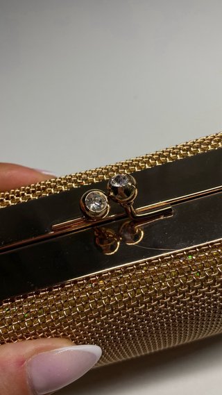 Bolso de fiesta dorado con cristales