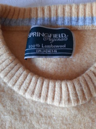Jersey  Lana  Springgield. Talla S