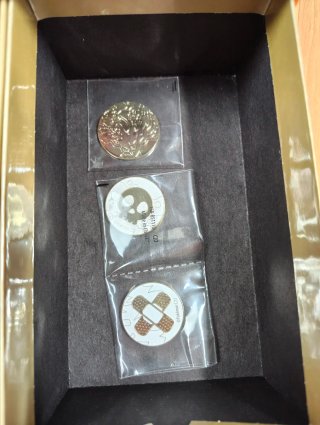 Ultra Premium Charizard Caja Sin Sobres