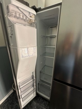 Frigorífico Americano Hisense con dispensador