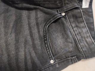 Bermuda vaquera hombre negra. Talla 38