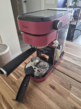 Cafetera Cecotec Cafelizzia 790 S Roja