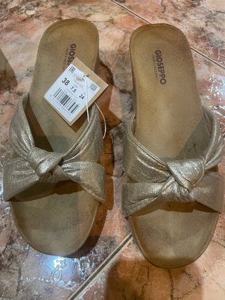 Sandalias Giossepo Mujer Doradas