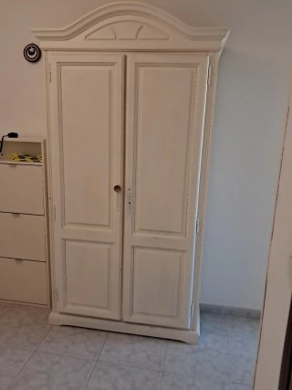 Armario madera vintage blanco con baldas