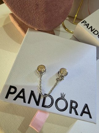 Cierre Pandora con circonitas