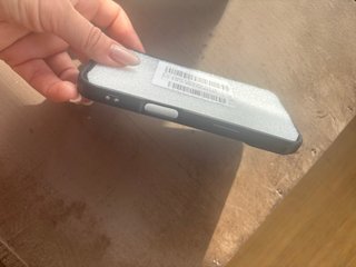 Funda iPhone 16 - Comprada por error