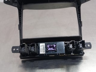 CONSOLA CENTRAL CHEVROLET CAPTIVA Z20S 96628249