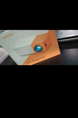 Projetor LED VAMVO Novo
