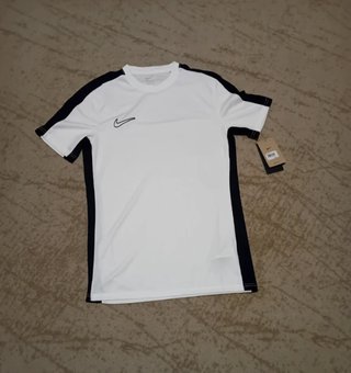 T-shirt Nike XL Nova com Etiqueta