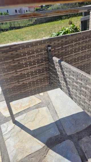 Tavolo da giardino in rattan e metallo