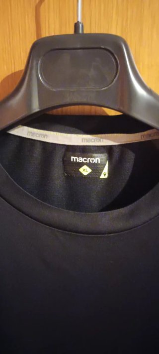 Camiseta Macron Tenis Negra