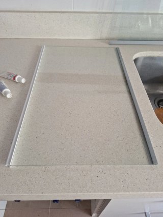 Repisas de cristal nevera y cajoneras48×31