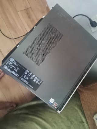 Torre Lenovo Ryzen 5