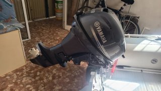 Lancha Neumática como nueva. Termosellada. 9,9cv