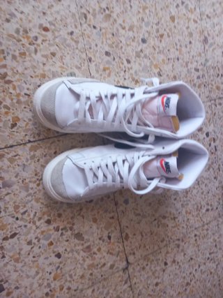 Nike Blazer Mid '77 Bambas Blancas