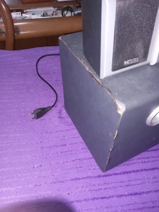 Subwoofer y Altavoces Philips