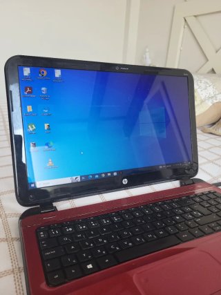 Portátil HP Intel Core i3 Rojo