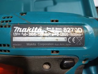 Atornillador Makita 8270D con cargador y baterías