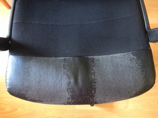 Sillón de oficina negro