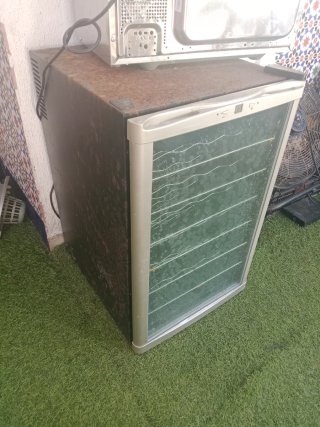 Nevera de vinos