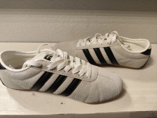 Adidas Tokyo Beige/Negro