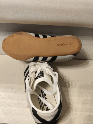 Adidas Tokyo Beige/Negro