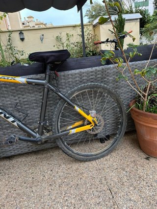 Bicicleta Giant ATX 660