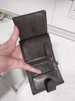Cartera de piel Giorgio