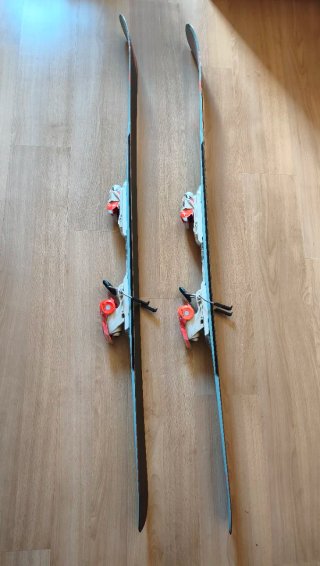 Esquís/Skis Rossignol Experience 80 CI