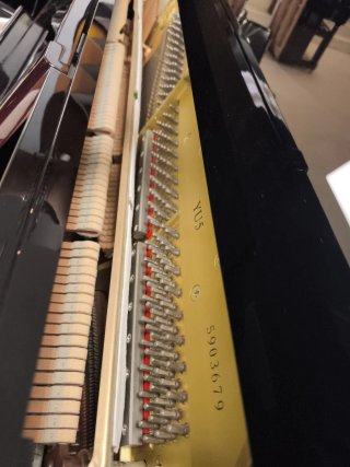 Piano Yamaha Yu5  Núm de serie 5903679