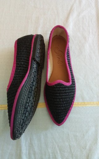 Friulane Scarpe Nere e Rosa
