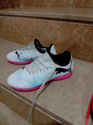 Zapatillas Fútbol Sala Puma Blancas y Rosas