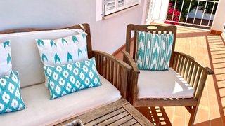 Conjunto Muebles Jardín Madera y Cojines
