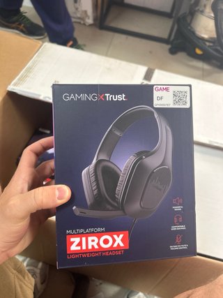 Trust GXT 415 Zirox Cascos Gaming Negro