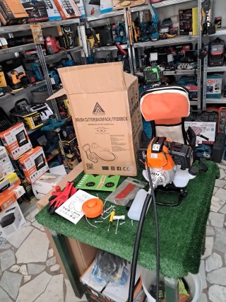 Decespugliatore a zaino 52cc benzina
