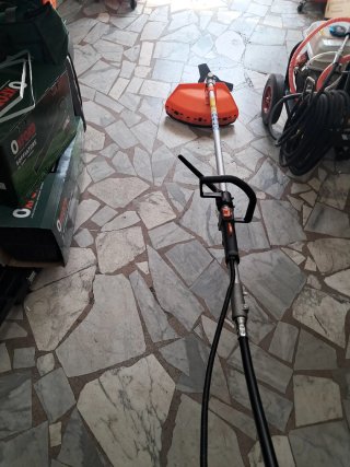 Decespugliatore a zaino 52cc benzina