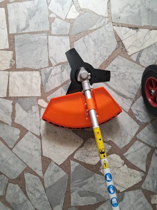 Decespugliatore a zaino 52cc benzina