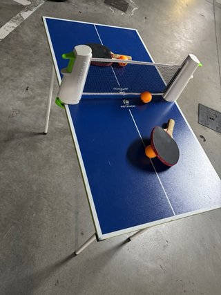 Mini mesa ping pong con palas y pelotas