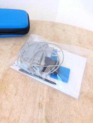 Nintendo New 3ds XL azul con caja