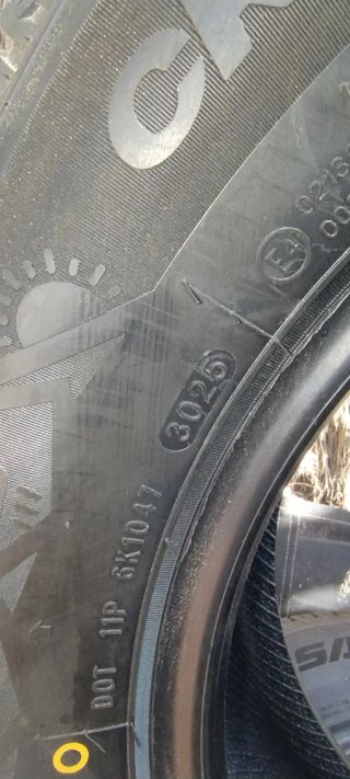 Neumáticos COMP/IS/ CROSSTOP VAN A/S 215/65R15 104