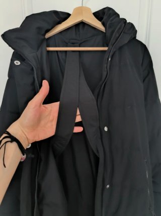 Abrigo plumífero largo Zara negro