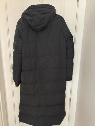Abrigo plumífero largo Zara negro
