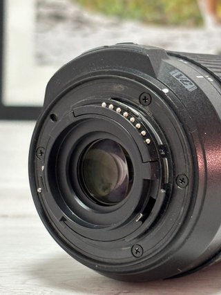 Tamron 18-200mm VC Nikon F con Caja