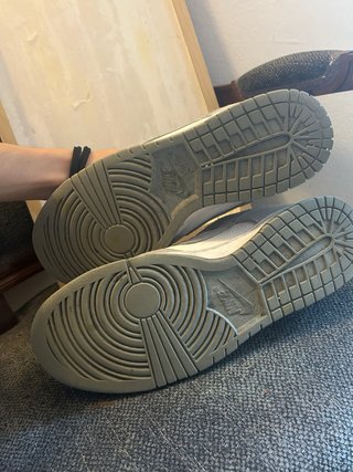 Zapatillas Nike Dunk Low Gris y Blanco