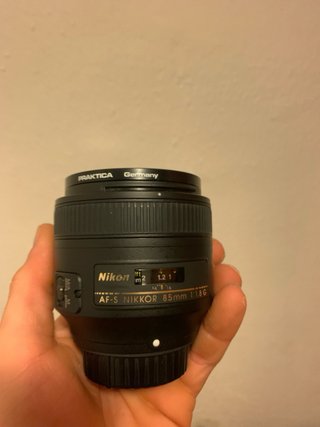 Nikon Nikkor AF-S 85mm f/1.8G (Caja + Extras)
