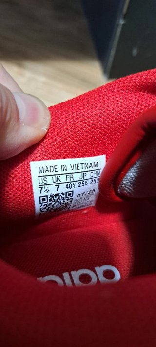 Scarpe Adidas Rosse e Bianche