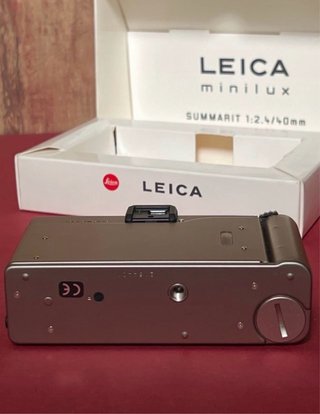 Camara Leica minilux 40mm 2.4
