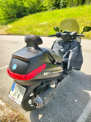 Piaggio X EVO 125 Scooter Negra
